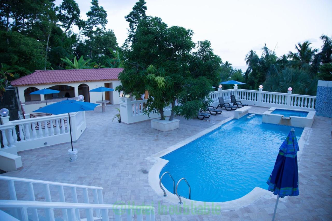 Hotel Inoubliable Cotterelle 外观 照片