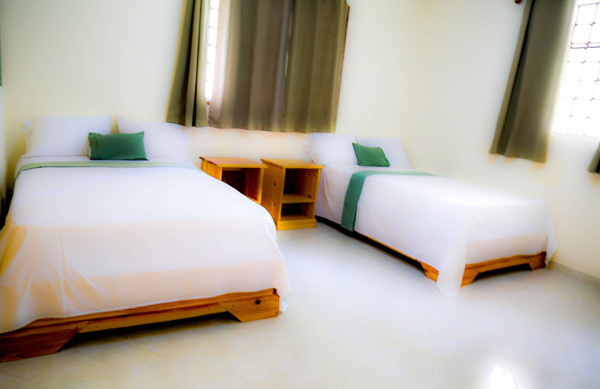Hotel Inoubliable Cotterelle 外观 照片