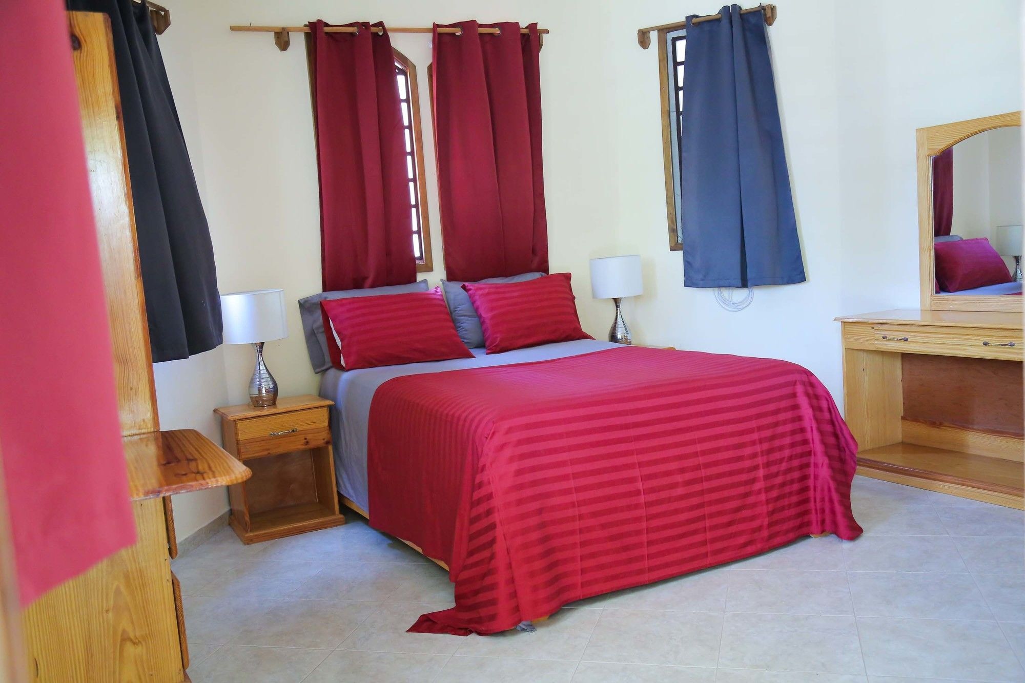 Hotel Inoubliable Cotterelle 外观 照片